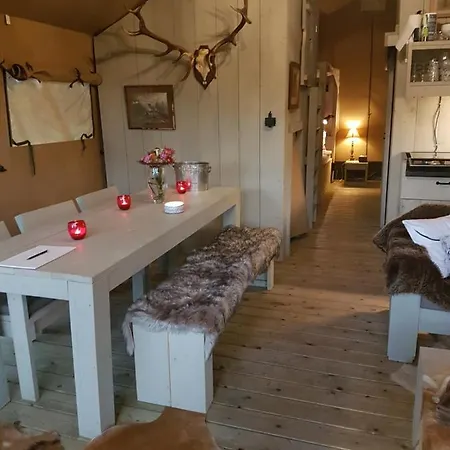 Le Refuge بيت للعطل *